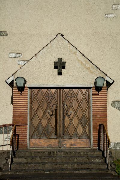Haapamäen kirkon ovi